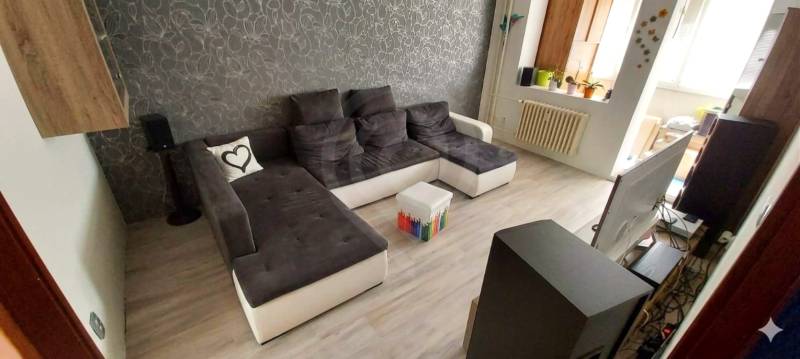 obyvacka 2 upravena.JPG