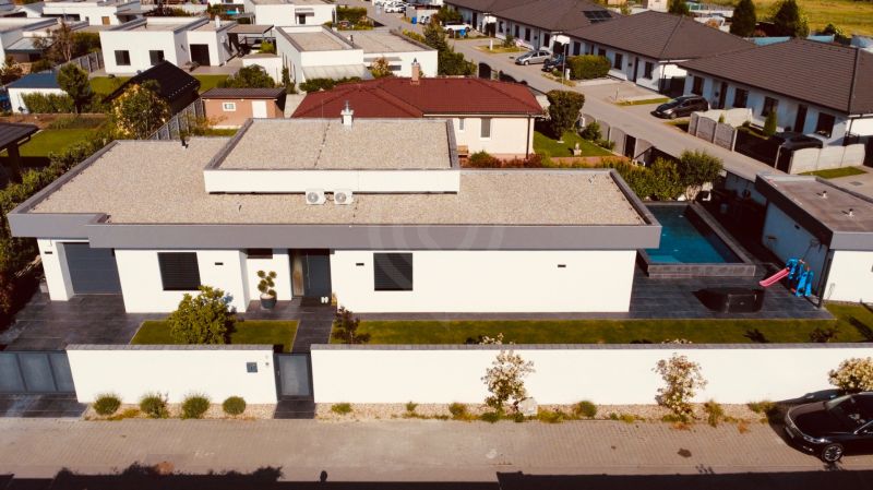 dji_fly_20260513_170530_143_1778684830592_photo_optimized.jpeg