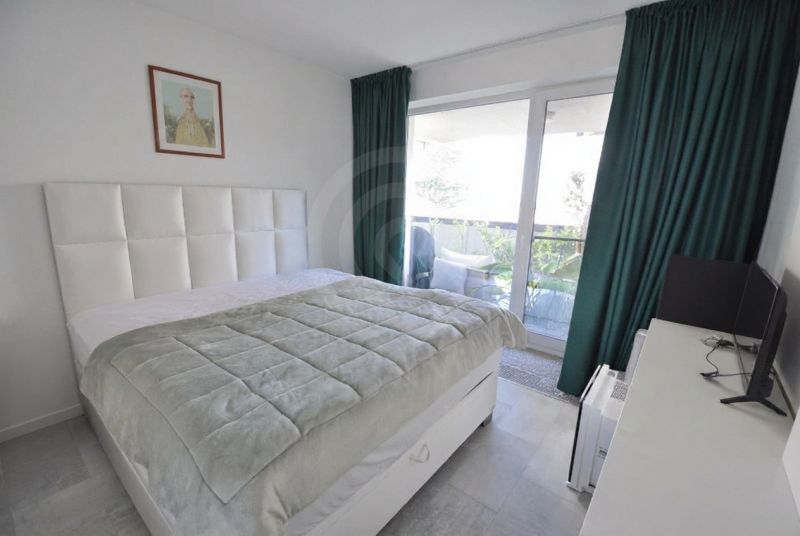 room-redesign-e9a19d13.jpg