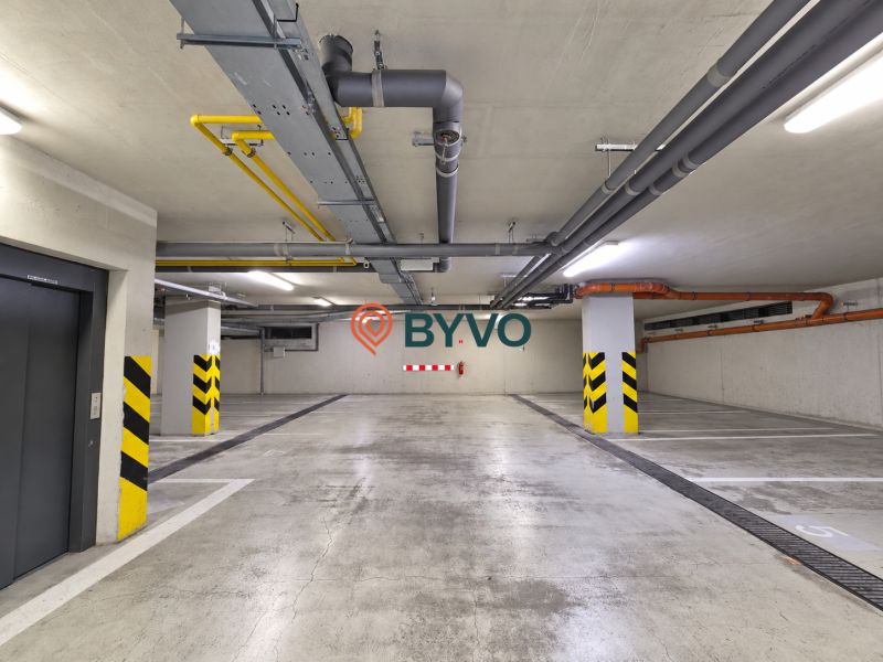 02_garaz_BYVO.jpg
